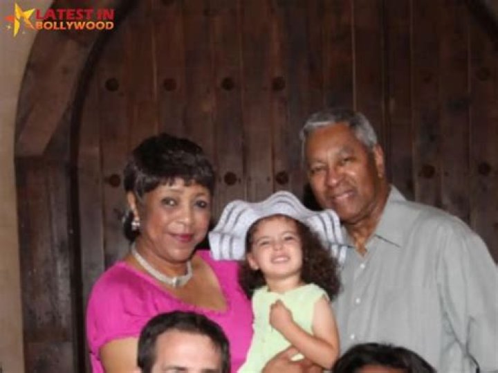Harris Faulkner Parents, Nationality, Father, Mother, Family, Net Worth